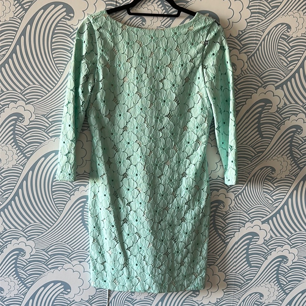 Diane Von Furstenberg light blue Size 4 fitted  dress
